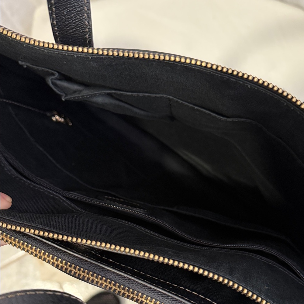 Fossil Black Leather Laptop Bag - Picture 7 of 11